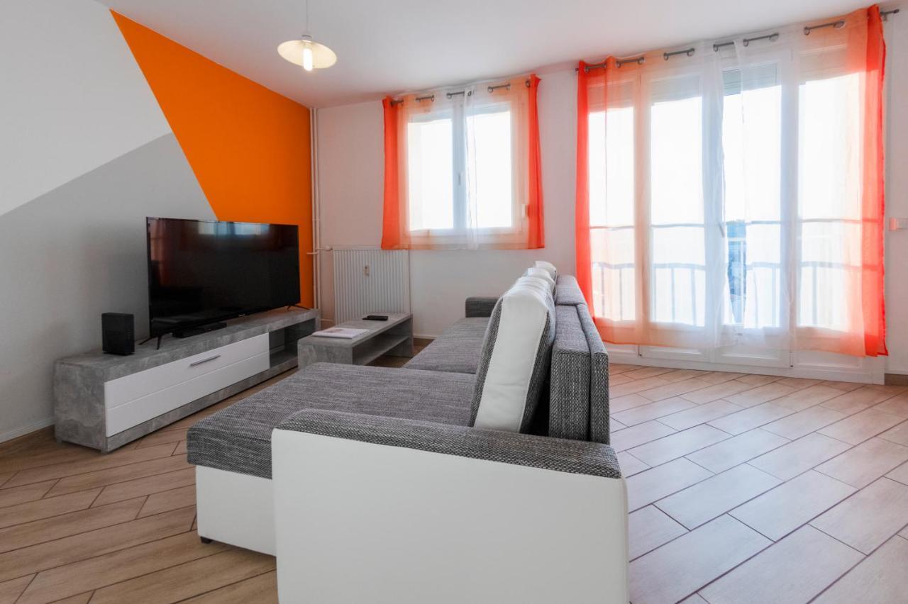 Appart'Hotel - L'Ile En Mouvement Montbéliard Esterno foto