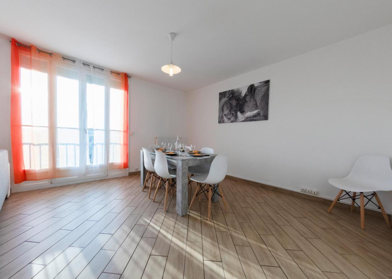 Appart'Hotel - L'Ile En Mouvement Montbéliard Esterno foto