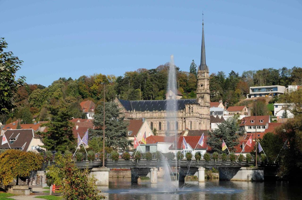 Appart'Hotel - L'Ile En Mouvement Montbéliard Esterno foto